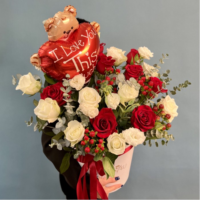 Композиция в коробке Розы Для Тебя