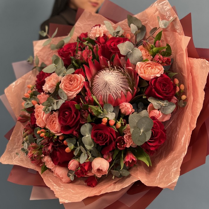 Авторский букет Магия Протеи