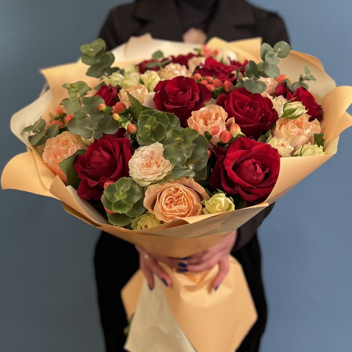 Авторский Букет с розами Вдохновение