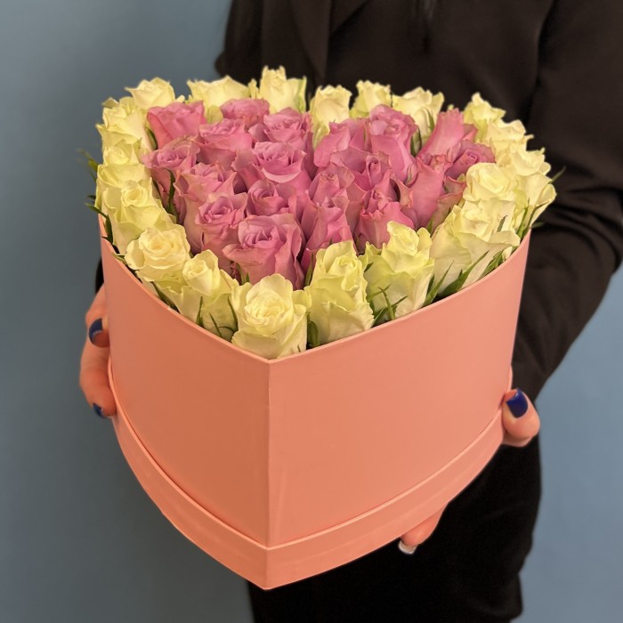 Коробка Сердце из Нежных Роз