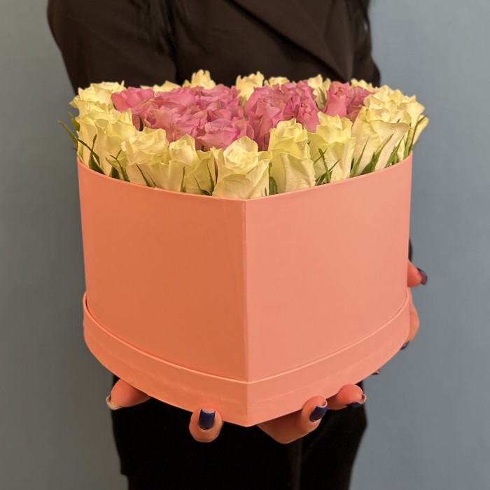 Коробка Сердце из Нежных Роз