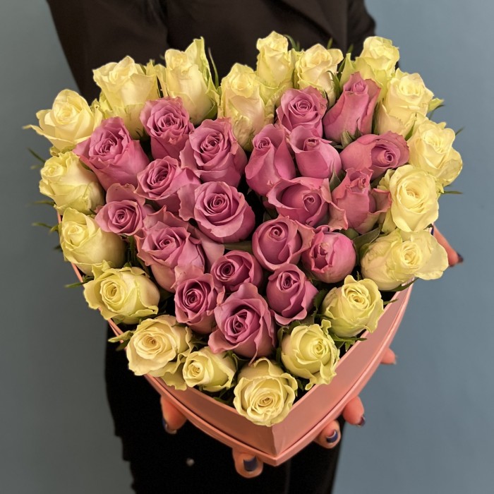 Коробка Сердце из Нежных Роз