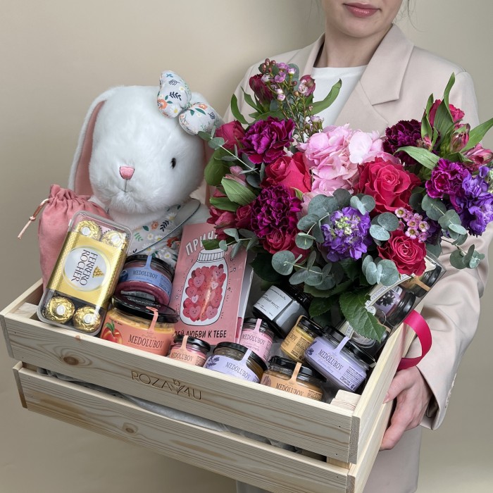 Букет дня в деревянном ящике Дивный Сад