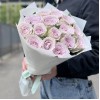 15 сиреневых роз Мемори Лейн 40 см
