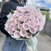 35 сиреневых роз Мемори Лейн 40 см