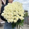 45 белых роз 80 см