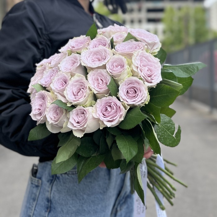 Роза сиреневая Мемори Лейн 40 см