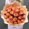 25 красно-оранжевых роз 3Д