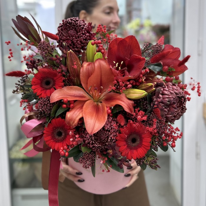 Букет дня в коробке Розовый сад