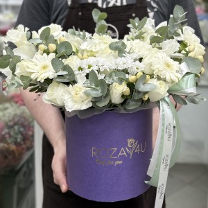 Букет дня Свежесть в коробке Букет дня Свежесть в коробке