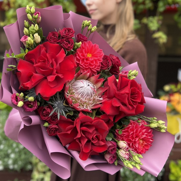 Авторский букет Очарование Роз