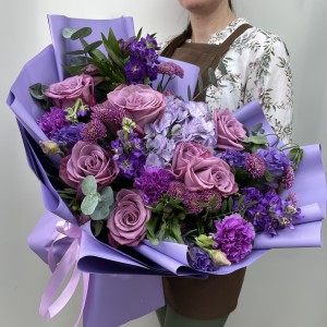 Букет дня с розами Аромат счастья