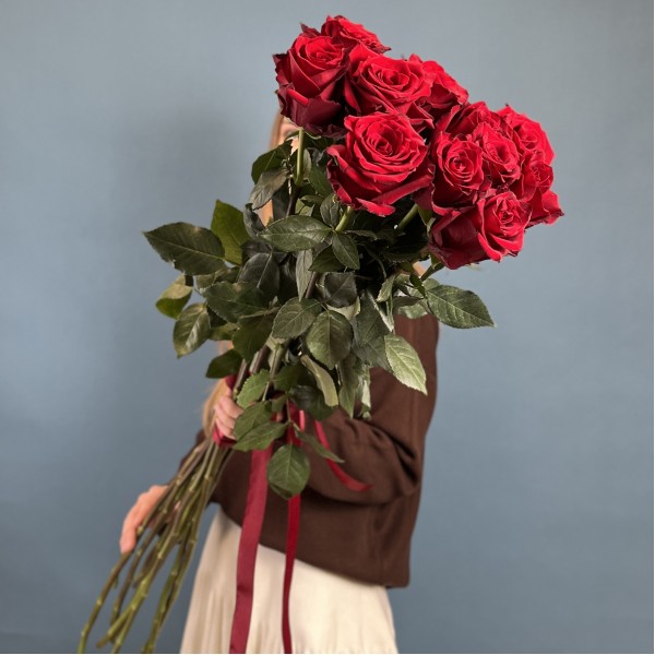 11 красных роз 120 см