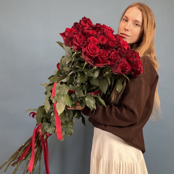 31 длинная красная роза 100 см