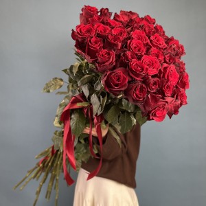 41 длинная красная роза 110 см