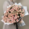 25 кустовых пионовидных розовых роз Грандмас Кэти 50 см