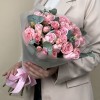 Нежный букет с розовыми розами