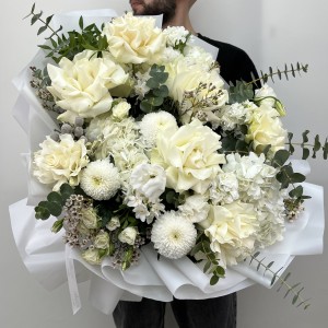 Букет дня с розами Светлая мечта