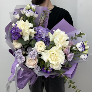 Букет дня с розами Лунный свет