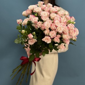 15 кустовых роз Рефлекс 70 см