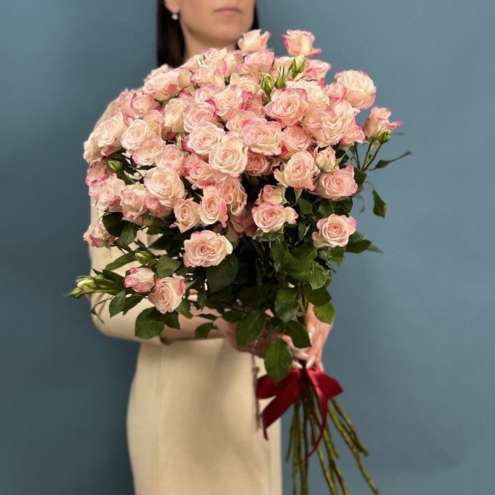 15 кустовых роз Рефлекс 70 см