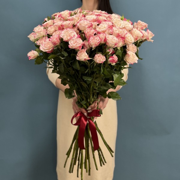 Кустовая роза Рефлекс 70 см