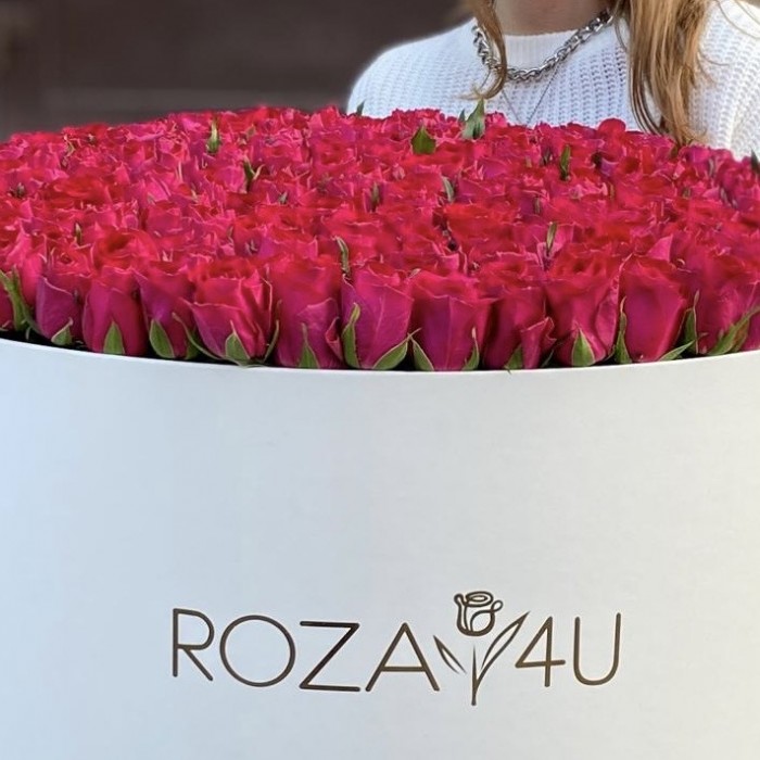 301 малиновая Роза такаци в большой коробке