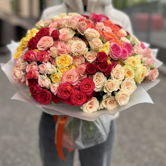 51 кустовая роза MIX