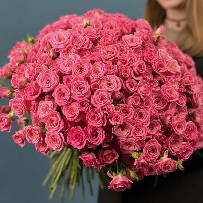 101 нежная кустовая роза Натали 50 см