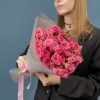 11 нежных кустовых роз Натали 40 см