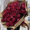 25 красных роз Ред Пиано в упаковке