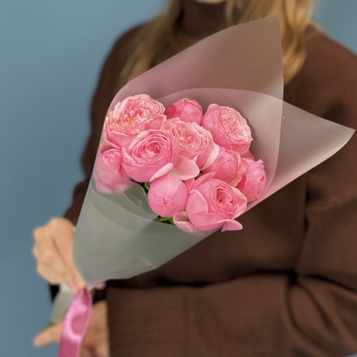 3 кустовые пионовидные розы Мансфилд Пинк Парк 40 см