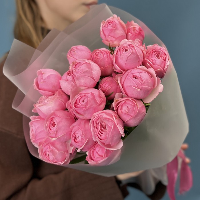 5 розовых пионовидных роз Мансфилд Пинк Парк 40 см