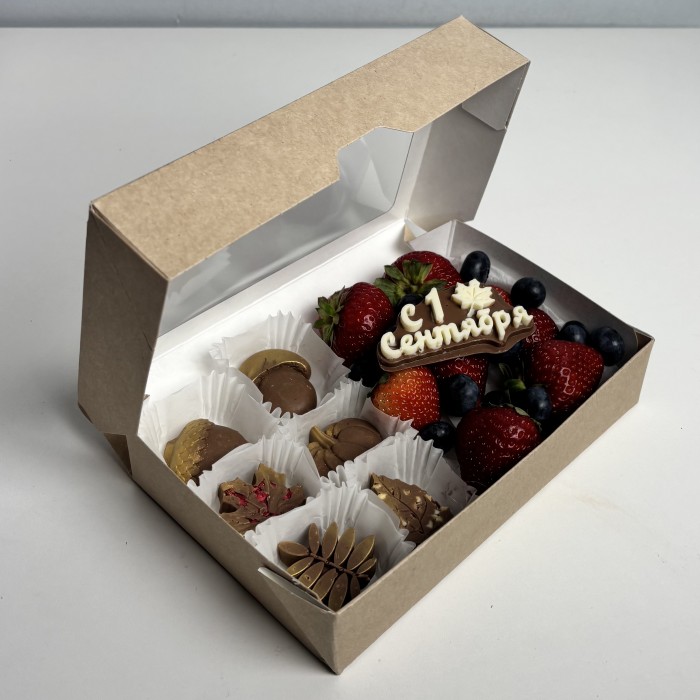 Набор шоколада и ягод осень на 1 сентября