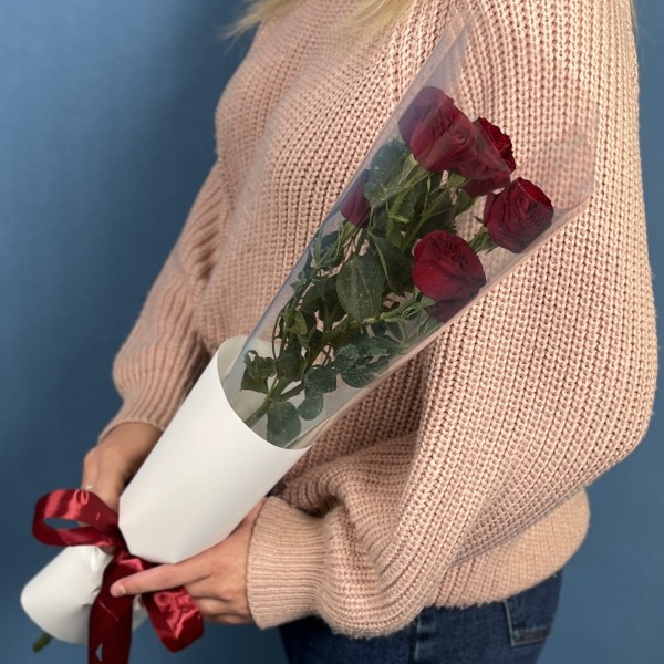 1 кустовая пионовидная роза Ред Трендсеттер 70 см