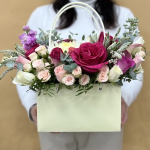 Букет дня в коробке Символ Любви