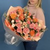 Яркий букет с розами Оранжевая симфония