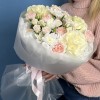 Букет для мамы с белой французской розой