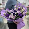 Сиреневый букет с гортензией и розами