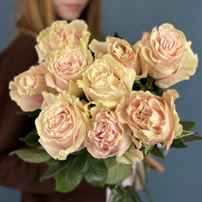 9 роз Пинк Мондиаль 60 см