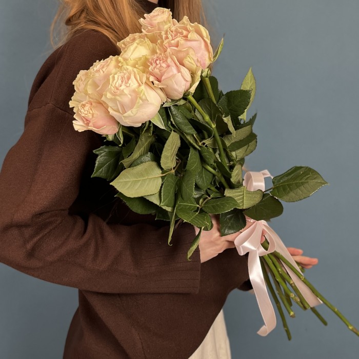 9 роз Пинк Мондиаль 60 см