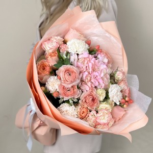 Букет дня с розами Звездная ночь