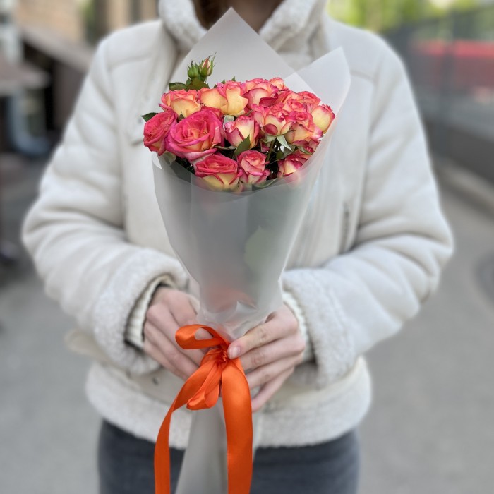 5 кустовых роз Саммер Дэнс