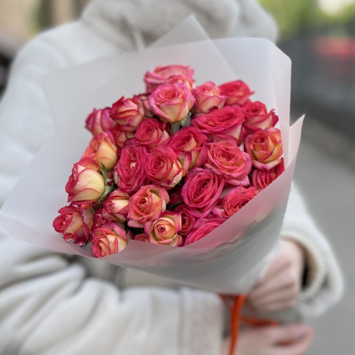 9 кустовых оранжево-желтых роз Саммер Дэнс