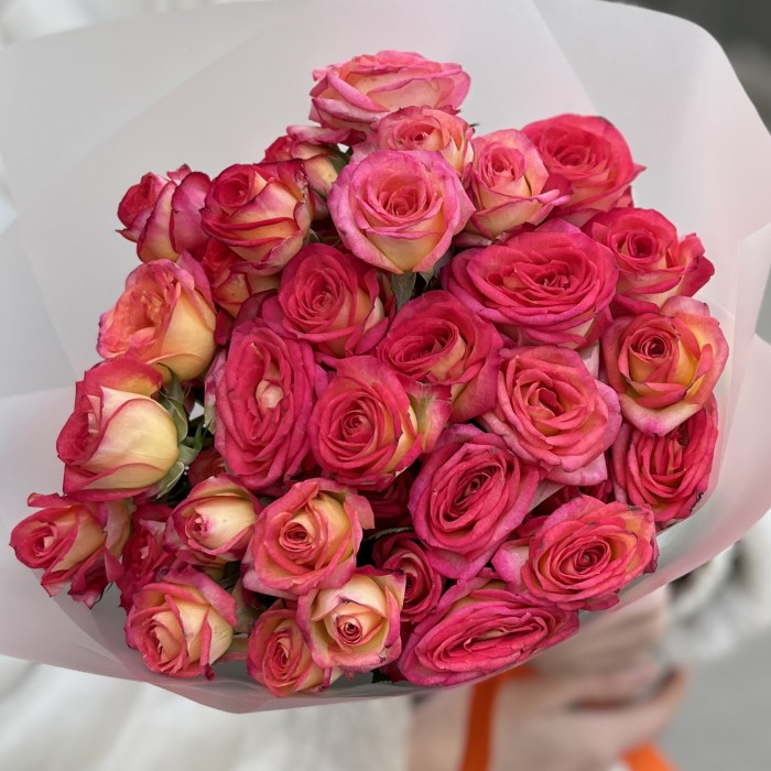 9 кустовых оранжево-желтых роз Саммер Дэнс