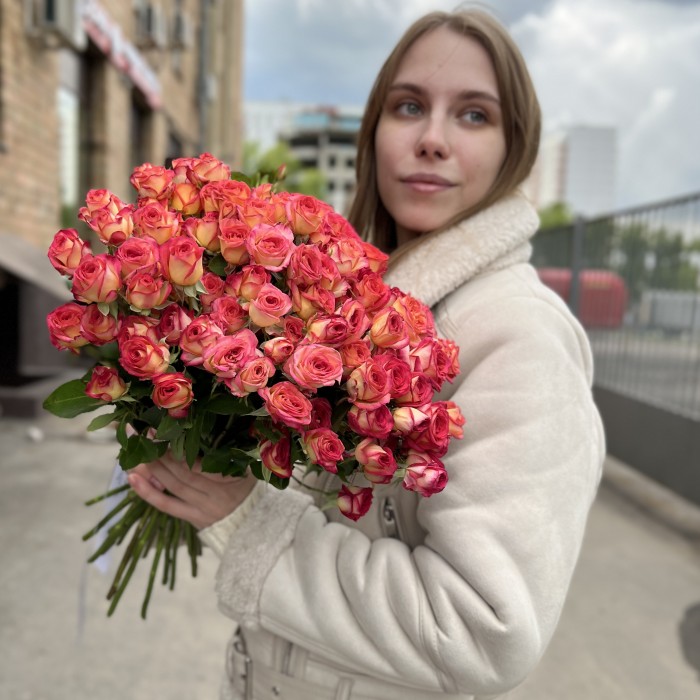 Кустовая роза Саммер Денс 40 см