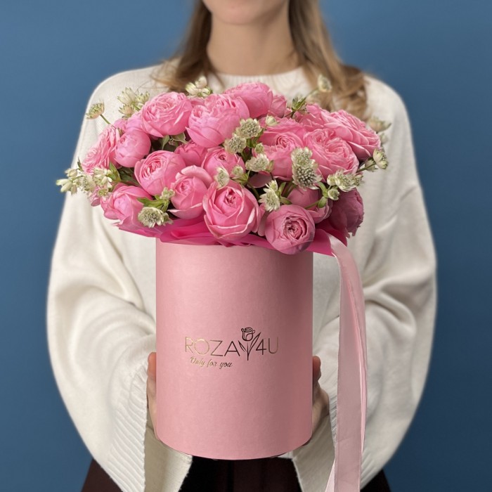 15 розовых пионовидных роз Мансфилд Пинк Парк в коробке