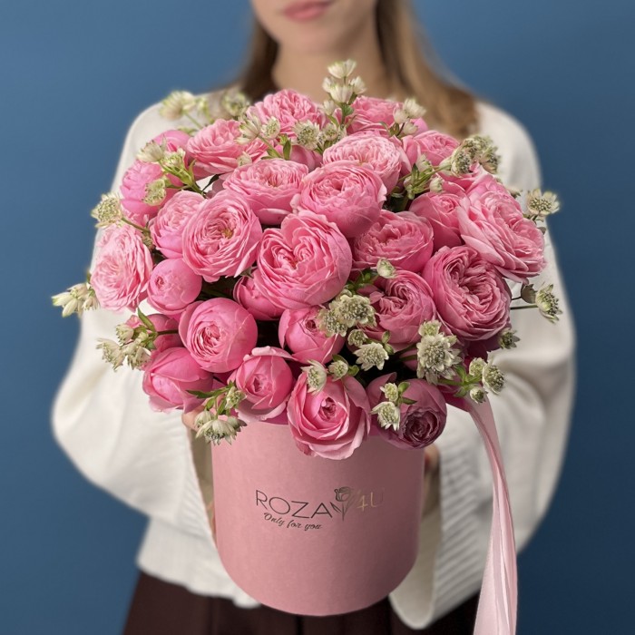 15 розовых пионовидных роз Мансфилд Пинк Парк в коробке