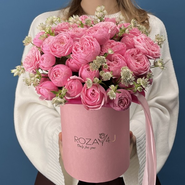 15 розовых пионовидных роз Мансфилд Пинк Парк в коробке
