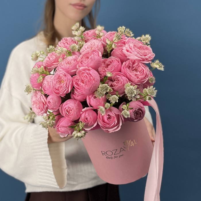 15 розовых пионовидных роз Мансфилд Пинк Парк в коробке